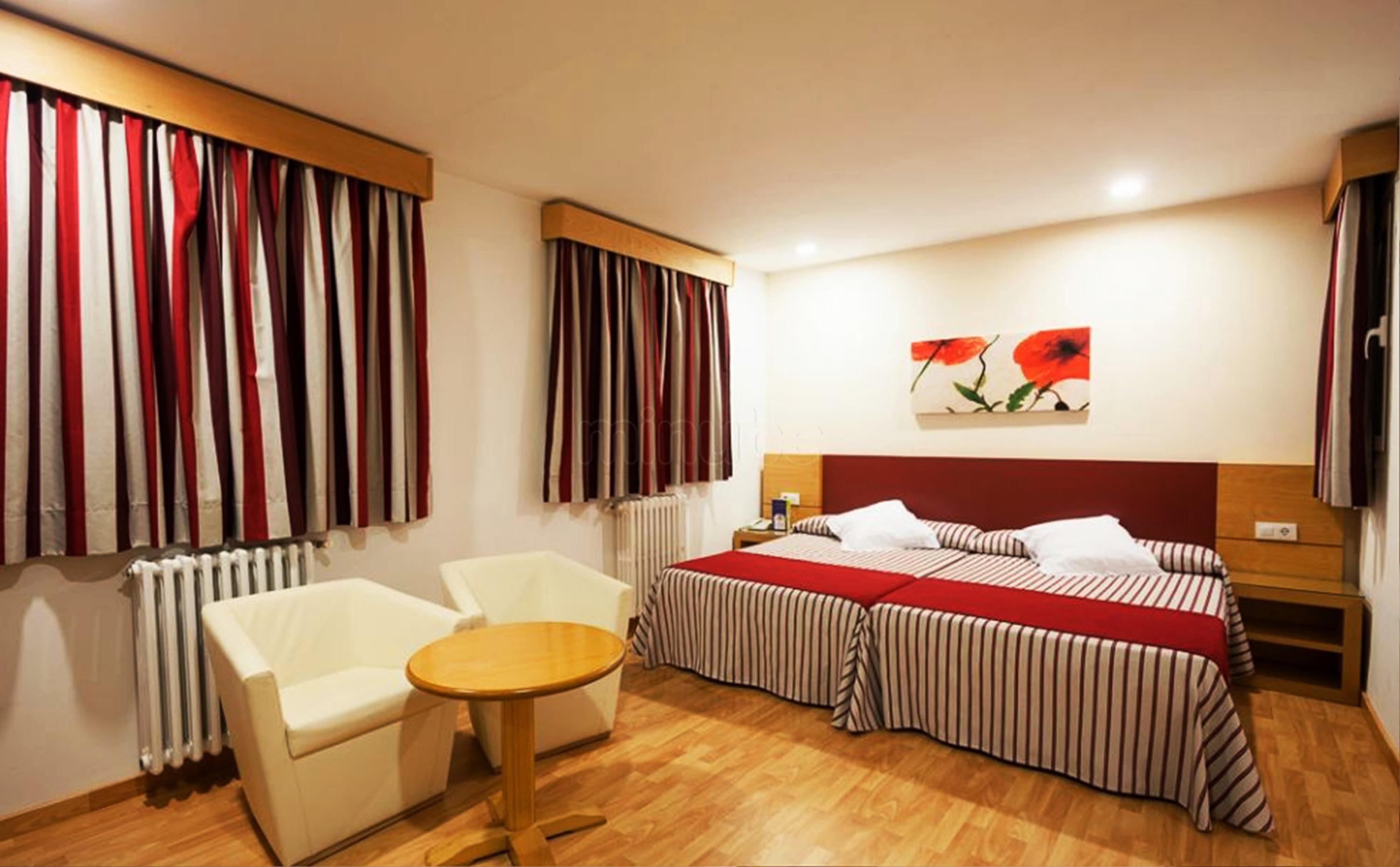 Hotel Amic Colon Palma de Mallorca Oda fotoğraf